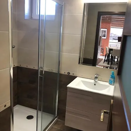 アパート Galeria Apartmanhaz