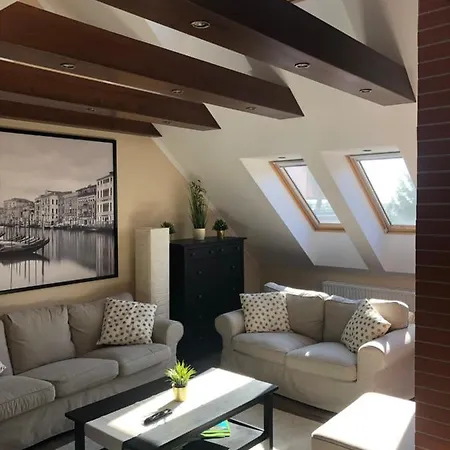 דירה Galeria Apartmanhaz