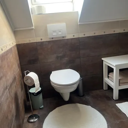 Galeria Apartmanhaz *