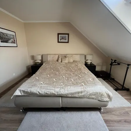 Galeria Apartmanhaz * ケストヘイ