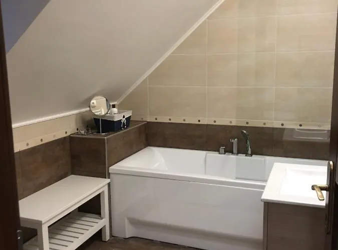 Galeria Apartmanhaz 아파트 케츨리