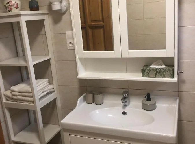 아파트 Galeria Apartmanhaz 케츨리